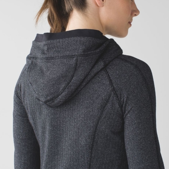 Lululemon Think Fast Hoodie, herringbone size 6 - Picture 2 of 10